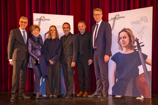 September 26, 2026, International Classical Music Festival Festival of Nations 2026, at the Kurhaus in Bad Wörishofen, Unterallgäu. Following the opening concert by cellist Sol Gabetta, a photo opportunity (from left) with Artistic Director Winfrie