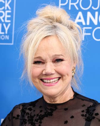 Project Angel Food s Angel Awards 2026 HOLLYWOOD, LOS ANGELES, CALIFORNIA, USA - SEPTEMBER 26: Caroline Rhea arrives at Project Angel Food s Angel Awards 2026 held at The Chuck Lorre Family Foundation Campus at Project Angel Food on September 26, 2026 in Hollywood, Los Angeles, California, United States. Hollywood The Chuck Lorre Family Foundation Campus at Project Angel Food California United States Copyright: xXavierxCollin ImagexPressxAgencyx