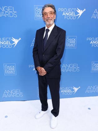 Project Angel Food s Angel Awards 2026 HOLLYWOOD, LOS ANGELES, CALIFORNIA, USA - SEPTEMBER 26: Chuck Lorre arrives at Project Angel Food s Angel Awards 2026 held at The Chuck Lorre Family Foundation Campus at Project Angel Food on September 26, 2026 in Hollywood, Los Angeles, California, United States. Hollywood The Chuck Lorre Family Foundation Campus at Project Angel Food California United States Copyright: xXavierxCollin ImagexPressxAgencyx