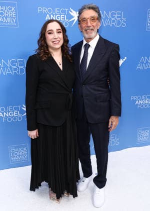 Project Angel Food s Angel Awards 2026 HOLLYWOOD, LOS ANGELES, CALIFORNIA, USA - SEPTEMBER 26: Nikki Lorre and father Chuck Lorre arrive at Project Angel Food s Angel Awards 2026 held at The Chuck Lorre Family Foundation Campus at Project Angel Food on September 26, 2026 in Hollywood, Los Angeles, California, United States. Hollywood The Chuck Lorre Family Foundation Campus at Project Angel Food California United States Copyright: xXavierxCollin ImagexPressxAgencyx