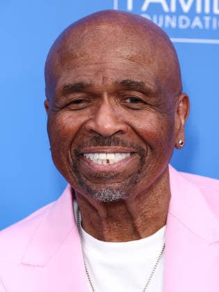 Project Angel Food s Angel Awards 2026 HOLLYWOOD, LOS ANGELES, CALIFORNIA, USA - SEPTEMBER 26: William Stanford Davis arrives at Project Angel Food s Angel Awards 2026 held at The Chuck Lorre Family Foundation Campus at Project Angel Food on September 26, 2026 in Hollywood, Los Angeles, California, United States. Hollywood The Chuck Lorre Family Foundation Campus at Project Angel Food California United States Copyright: xXavierxCollin ImagexPressxAgencyx
