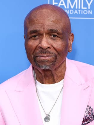 Project Angel Food s Angel Awards 2026 HOLLYWOOD, LOS ANGELES, CALIFORNIA, USA - SEPTEMBER 26: William Stanford Davis arrives at Project Angel Food s Angel Awards 2026 held at The Chuck Lorre Family Foundation Campus at Project Angel Food on September 26, 2026 in Hollywood, Los Angeles, California, United States. Hollywood The Chuck Lorre Family Foundation Campus at Project Angel Food California United States Copyright: xXavierxCollin ImagexPressxAgencyx