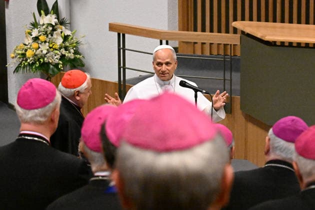 IPA89024345 - France, Lourdes, Vatican, September 27, 2026: Pope Leo XIV meets with the bishops of the French Bishops Conference in the Sainte-Bernadette hemicycle at the Shrine of Our Lady of Lourdes. Photo by ALESSIA GIULIANI Catholic Press Photo  Copyright: xALESSIAxGIULIANI xCatholicxPressxPhotox xx IPA89024345