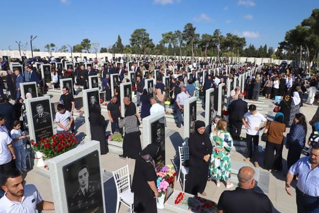 Commemoration ceremony in Baku on the sixth anniversary of the Second Karabakh War BAKU, AZERBAIJAN - SEPTEMBER 27: People attend commemoration ceremony for the Azerbaijani soldiers who lost their lives in 2nd Karabakh War, during the 6th anniversary of the Karabakh Victory Day at the Military Martyrs’ Cemetery in Baku, Azerbaijan on September 27, 2026. Resul Rehimov Anadolu Baku Azerbaijan. Editorial use only. Please get in touch for any other usage.  Copyright: x2026xAnadoluxResulxRehimovx