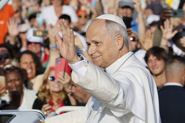 Visit to France of Pope Leo XIV - Mass at Lourdes Sanctuary Pope Leo XIV pictured during a mass at Prairie at the Lourdes sanctuary, southwestern France, on September 27, 2026. Pope Leo XIV makes a historic apostolic journey of four days to France scheduled for September 25 to 28, 2026. Photo by Margot Le Gonidec ABACAPRESS.COM Lourdes France  Copyright: xLexGonidecxMargot ABACAx