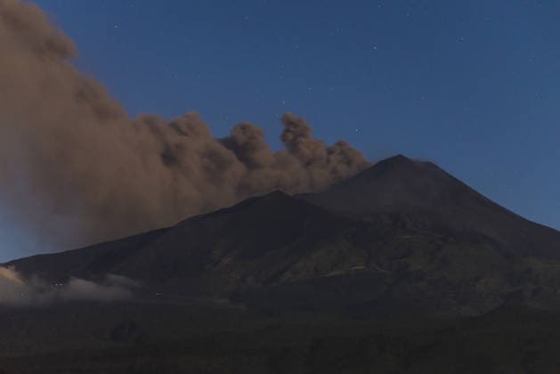 Etna volcano ash emissions halt flights at Catania Airport CATANIA, ITALY - SEPTEMBER 27: Mount Etna emits volcanic ash from its North-East Crater as volcanic activity disrupts air traffic at Catania-Fontanarossa International Airport in Catania, Sicily, Italy on September 27, 2026. The ash cloud has prompted restrictions on the airspace around the volcano, with flights at Catania airport suspended and some services cancelled, delayed or diverted to other airports in Sicily. Passengers have been advised to check their flight status with their airline before travelling to the airport. Salvatore Allegra Anadolu Catania Italy. Editorial use only. Please get in touch for any other usage.  Copyright: x2026xAnadoluxSalvatorexAllegrax