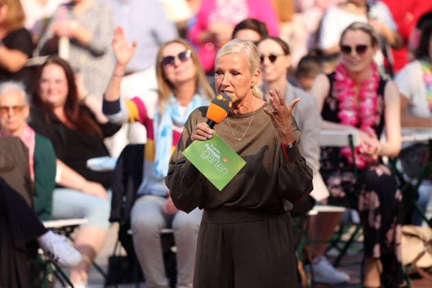 Final Episode of ZDF s Fernsehgarten 2026, Mainz, September 27, 2026. Final episode of 2026 on ZDF s Fernsehgarten during the anniversary season, hosted by Andrea Kiewel, Baden-Württemberg, Germany Copyright: xMatthiasxGränzdörferx