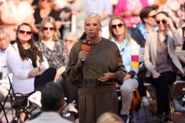 Final Episode of ZDF s Fernsehgarten 2026, Mainz, September 27, 2026. Final episode of 2026 on ZDF s Fernsehgarten during the anniversary season, hosted by Andrea Kiewel, Baden-Württemberg, Germany Copyright: xMatthiasxGränzdörferx