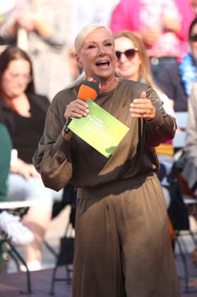 Andrea Kiewel on the TV show ZDF Fernsehgarten Final Party at Lerchenberg in Mainz, September 27, 2026 Foto:xAgenturxWehnertx xGränzdörferx xFuturexImagex fernsehgarten_6902
