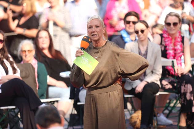 Andrea Kiewel on the TV show ZDF Fernsehgarten Final Party at Lerchenberg in Mainz, September 27, 2026 Foto:xAgenturxWehnertx xGränzdörferx xFuturexImagex fernsehgarten_6908