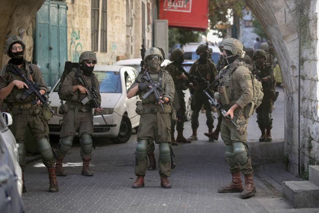 Israeli Soldiers Deploy During Raid in Nablus Old City Israeli soldiers deploy during a raid on the Old City of Nablus, West Bank, on September 27, 2026. Israeli forces entered the city and spread through several areas, including streets leading toward the Old City. Local sources reported searches and arrests, and said 12 students suffered from tear gas inhalation after gas canisters were fired near a school close to the Old City. Photo by Mohammed Nasser apaimages Nablus West Bank Palestinian Territory 270926_Nablus_MN_00(1) Copyright: xapaimagesxMohammedxNasserx xapaimagesx