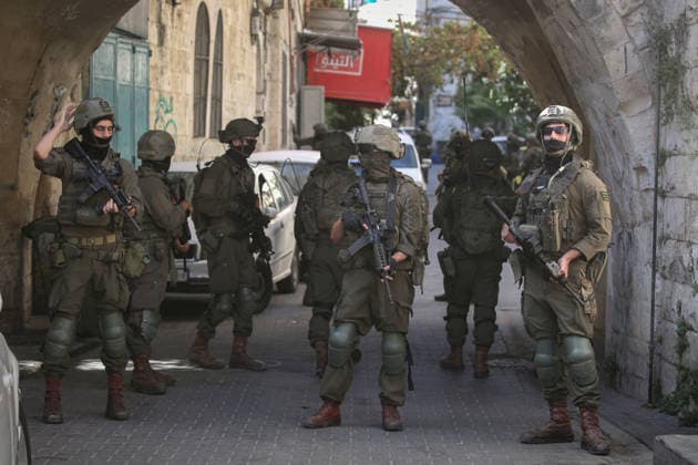 Israeli Soldiers Deploy During Raid in Nablus Old City Israeli soldiers deploy during a raid on the Old City of Nablus, West Bank, on September 27, 2026. Israeli forces entered the city and spread through several areas, including streets leading toward the Old City. Local sources reported searches and arrests, and said 12 students suffered from tear gas inhalation after gas canisters were fired near a school close to the Old City. Photo by Mohammed Nasser apaimages Nablus West Bank Palestinian Territory 270926_Nablus_MN_00(2) Copyright: xapaimagesxMohammedxNasserx xapaimagesx