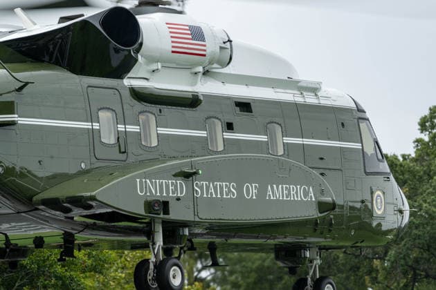 September 27, 2026, Washington, District Of Columbia, United States: U.S. President DONALD TRUMP departs the White House en route to Illinois to attend the final round of the Presidents Cup golf tournament at Medinah Country Club in Medinah, Illinois. Washington United States - ZUMAk206 20260927_znp_k206_010 Copyright: xMattxKaminskyx