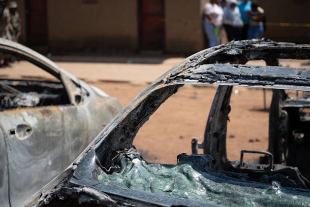 (260927) -- WEDELA, Sept. 27, 2026 -- This photo taken on Sept. 27, 2026 shows the scene of a shooting incident in the mining township of Wedela in Gauteng Province, South Africa. Seventeen people were killed Saturday night in a bar shooting in the mining township of Wedela in South Africa, local media reported on Sunday. (Photo by Xinhua) (SpotNews) SOUTH AFRICA-GAUTENG-SHOOTING INCIDENT RumanaxAkoob 