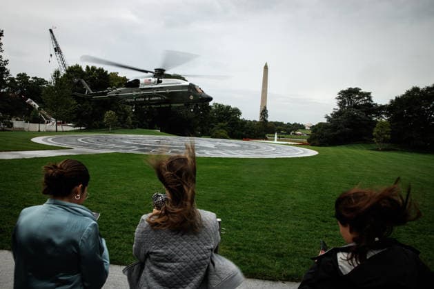 DC: President Trump Departs the White House President Donald Trump lifts off from the new South Lawn helipad in Marine One at the White House on September 27, 2026 in Washington, D.C. Trump is heading to Medinah, Illinois where he will be attending the PGA Tour President’s Cup. (Photo by Samuel Corum Pool ABACAPRESS.COM) Washington DC United States  Copyright: xPool ABACAx