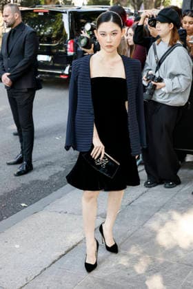 MFW Spring Summer 2027 Armani Arrival MP MILAN, ITALY - SEPTEMBER 27: Yanran Chen arrives to Armani fashion show during the Milan Fashion Week - Womenswear Spring Summer 2027 on September 27, 2026 in Milan, Italy. Photo by Marco Piovanotto Abacapress.com Milan Italy  Copyright: xPiovanottoxMarco ABACAx