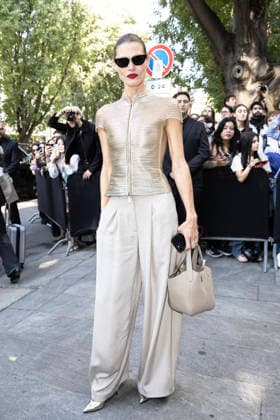 MFW Spring Summer 2027 Armani Arrival MP MILAN, ITALY - SEPTEMBER 27: Malgosia Bela arrives to Armani fashion show during the Milan Fashion Week - Womenswear Spring Summer 2027 on September 27, 2026 in Milan, Italy. Photo by Marco Piovanotto Abacapress.com Milan Italy  Copyright: xPiovanottoxMarco ABACAx