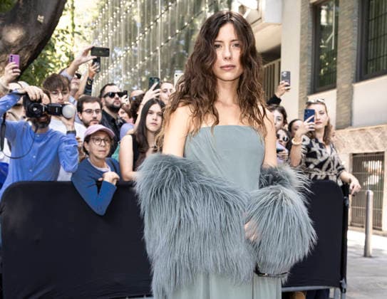 MFW Spring Summer 2027 Armani Arrival MP MILAN, ITALY - SEPTEMBER 27: Celeste Dalla Porta arrives to Armani fashion show during the Milan Fashion Week - Womenswear Spring Summer 2027 on September 27, 2026 in Milan, Italy. Photo by Marco Piovanotto Abacapress.com Milan Italy  Copyright: xPiovanottoxMarco ABACAx