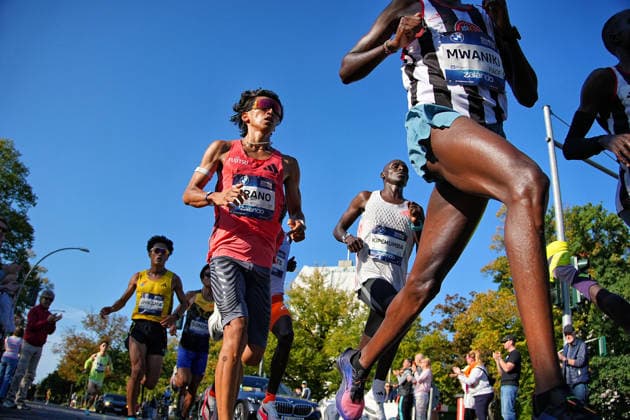 Berlin, September 27, 2026, 52nd BMW Berlin Marathon, Scenes from Hohenzollerndamm in the Wilmersdorf district
