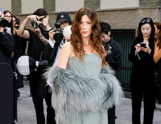 MFW Spring Summer 2027 Armani Arrival MP MILAN, ITALY - SEPTEMBER 27: Celeste Dalla Porta arrives to Armani fashion show during the Milan Fashion Week - Womenswear Spring Summer 2027 on September 27, 2026 in Milan, Italy. Photo by Marco Piovanotto Abacapress.com Milan Italy  Copyright: xPiovanottoxMarco ABACAx