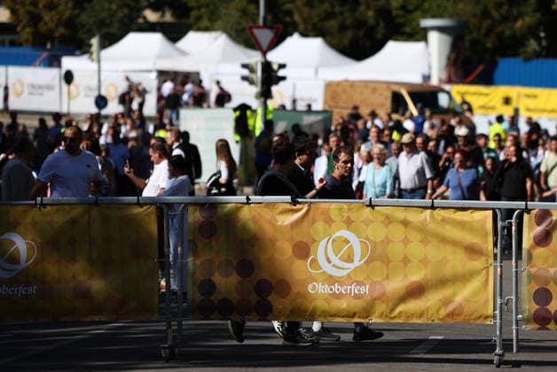 Germany world s largest beer festival Oktoberfest A view of the world s largest beer festival Oktoberfest in Munich, Germany, September 27th , 2026 . Photo by Davide Elias Copyright: xDavidexEliasx