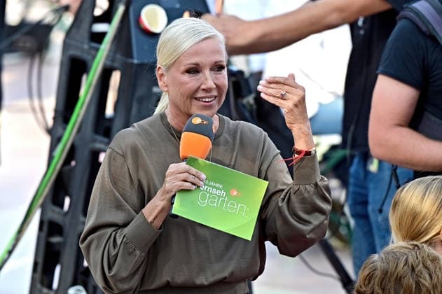 ZDF Fernsehgarten host Andrea Kiwi Kiewel during the ZDF entertainment show Fernsehgarten on September 27, 2026, in Mainz 20260927MWI150780