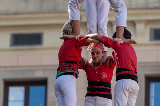 La Merce festival 2026, Placa Sant Jaume. Castellers day, 27 September. Barcelona, Catalunya. September. Barcelona, Catalunya. A member of Colla Jove dels Xiquets de Valls during the human towers performance at the traditional La Merce festival celebrations, September 27, 2026, Placa Sant Jaume, Barcelona, Catalonia., Credit:Ivan Sanchez Jimenez Ivan Sanchez Avalon Copyright: xIvanxSanchezxJimenezx xIvanxSanchezx xAvalonx 1138667426