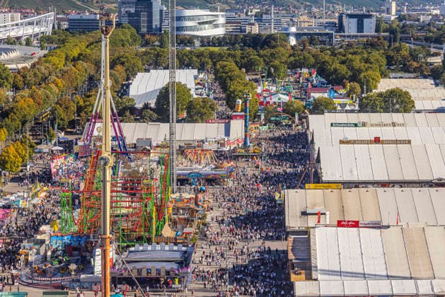 Festivities at the Cannstatter Waden. According to the organizers, the Cannstatter Volksfest is one of the most beautiful and largest folk festivals in the world. Around three million guests are expected again through October 11. September 27, 2026, Stuttgart, Baden-Württemberg, Germany