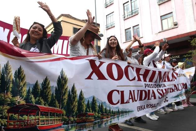 September 27, 2026: TO-45253- Ciudad de M& xe9;xico. 2026-09 -27. .People participate during the accountability report of President Claudia Sheinbaum Pardo, in the Plaza de la Constituci& xf3;n in Mexico City. Alejandro God& xcd;nez Clasos.com.mx - ZUMAcs4_ 20260927_faa_cs4_001 Copyright: xAlejandroxGod& Xed;Nezx