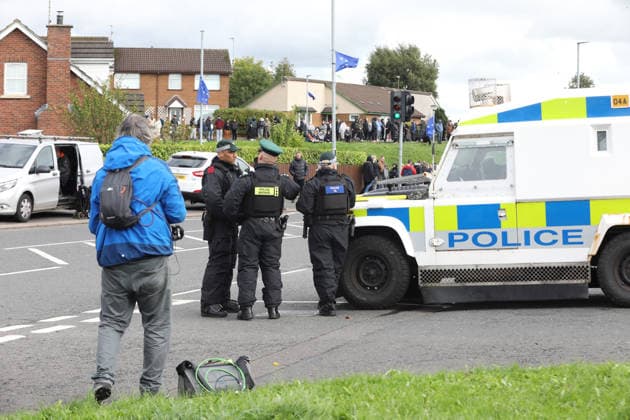 Protesters block Orange Order parade route in Portadown, Northern Ireland PORTADOWN, NORTHERN IRELAND - SEPTEMBER 27: A view of Garvaghy Road as protesters block the route of an Orange Order parade, delaying the march into Portadown town centre in Northern Ireland on September 27, 2026. Conor McCaughley Anadolu Portadown Northern Ireland. Editorial use only. Please get in touch for any other usage.  Copyright: x2026xAnadoluxConorxMcCaughleyx