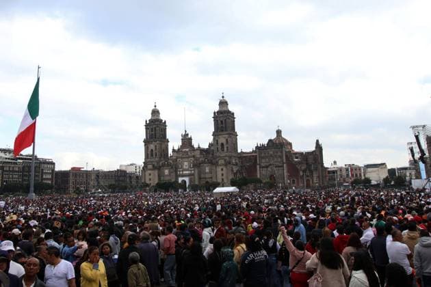 September 27, 2026: TO-45253- Ciudad de M& xe9;xico. 2026-09 -27. .People participate during the accountability report of President Claudia Sheinbaum Pardo, in the Plaza de la Constituci& xf3;n in Mexico City. Alejandro God& xcd;nez Clasos.com.mx - ZUMAcs4_ 20260927_faa_cs4_046 Copyright: xAlejandroxGod& Xed;Nezx