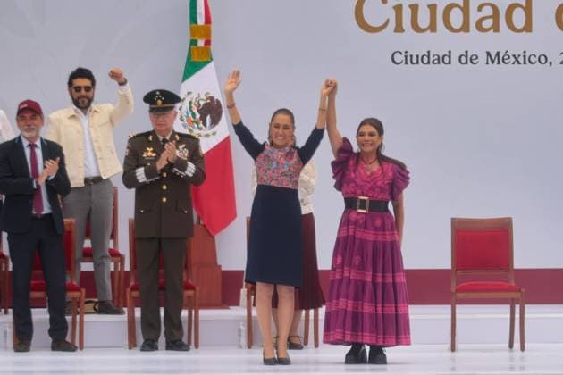 September 27, 2026: TO-45254- Mexico City, September 24, 2026: President Claudia Sheinbaum Pardo delivers her second report on her administration& 039;s work at the Z& xf3;calo in Mexico City, accompanied by Head of Government Clara Brugada Nolina and her cabinet. Photo: Ian Robles .com.mx.TO-45254- Mexico City, September 24, 2026: President Claudia Sheinbaum Pardo delivers her second report on her administration& 039;s work at the Z& xf3;calo in Mexico City, accompanied by Head of Government Clara Brugada Nolina and her cabinet. Photo: Ian Robles .com.mx.TO-45254- Mexico City, September 24, 2026: President Claudia Sheinbaum Pardo delivers her second report on her administration& 039;s work at the Z& xf3;calo in Mexico City, accompanied b - ZUMAcs4_ 20260927_faa_cs4_054 Copyright: xClasosx