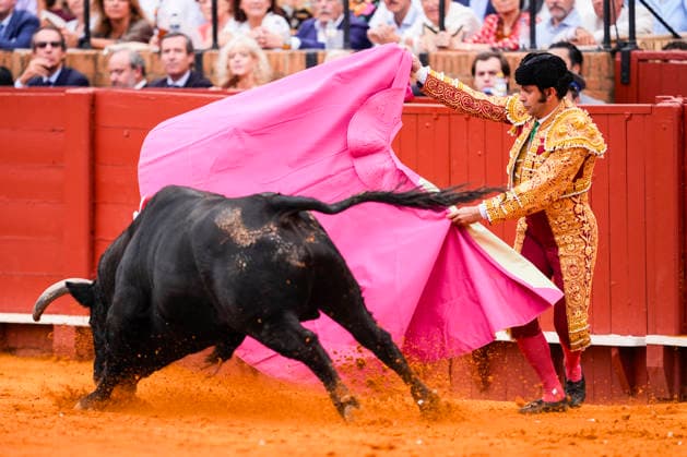 Fourth Regular Bullfight of the San Miguel Fair in Seville: Morante de la Puebla during the fourth regular bullfight of the San Miguel Fair at the Real Maestranza de Caballería On September 27, 2026, in Seville, Andalusia, Spain, Morante de la Puebla, Daniel Luque, and Borja Jiménez fought bulls from the Garcigrande ranch during the fourth subscription bullfight of the San Miguel Fair, September 27, 2026, in Seville, Andalusia, Spain  Copyright: xJoaquinxCorcherox 7804627