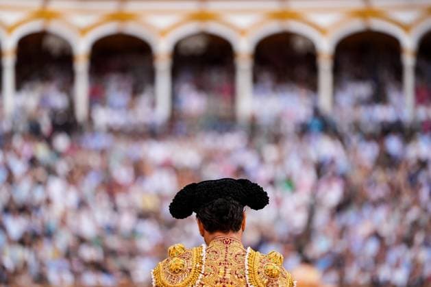 Fourth Regular Bullfight of the San Miguel Fair in Seville: Morante de la Puebla during the fourth regular bullfight of the San Miguel Fair at the Real Maestranza de Caballería On September 27, 2026, in Seville, Andalusia, Spain, Morante de la Puebla, Daniel Luque, and Borja Jiménez fought bulls from the Garcigrande ranch during the fourth subscription bullfight of the San Miguel Fair, September 27, 2026, in Seville, Andalusia, Spain  Copyright: xJoaquinxCorcherox 7804636