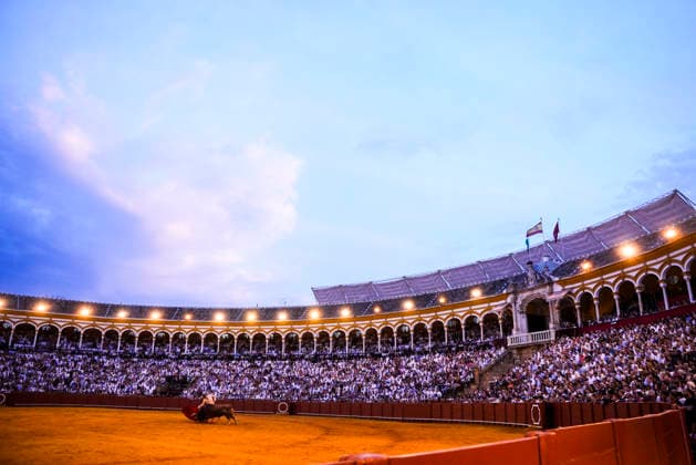Fourth Regular Bullfight of the San Miguel Fair in Seville: Borja Jiménez during the fourth regular bullfight of the San Miguel Fair at the Real Maestranza de Caballería On September 27, 2026, in Seville, Andalusia, Spain Morante de la Puebla, Daniel Luque, and Borja Jiménez fought bulls from the Garcigrande ranch during the fourth subscription bullfight of the San Miguel Fair, September 27, 2026, in Seville, Andalusia, Spain  Copyright: xJoaquinxCorcherox 7804675