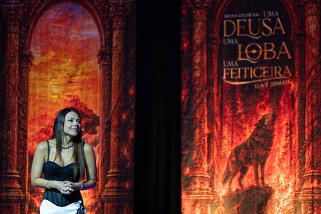 September 26, 2026, Lisbon, Lisbon, Portugal: Stand-Up Comedian from Brazil BRUNA LOUISE performing live for his solo show Uma Deusa Uma Loba Uma Feiticeira at Aula Magna Lisbon Portugal - ZUMAs359 20260926_zsp_s359_084 Copyright: xAlexandrexdexSousax