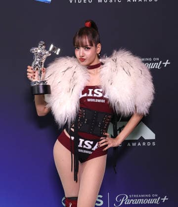 2026 MTV Video Music Awards (VMAs) - Press Room LISA, winner of the Best Pop award for Dream feat. Kentaro Sakaguchi, poses in the press room during the 2026 MTV Video Music Awards (VMAs) at Peacock Theater on September 27, 2026 in Los Angeles, California. Los Angeles Peacock Theater California United States Copyright: ximageSPACEx