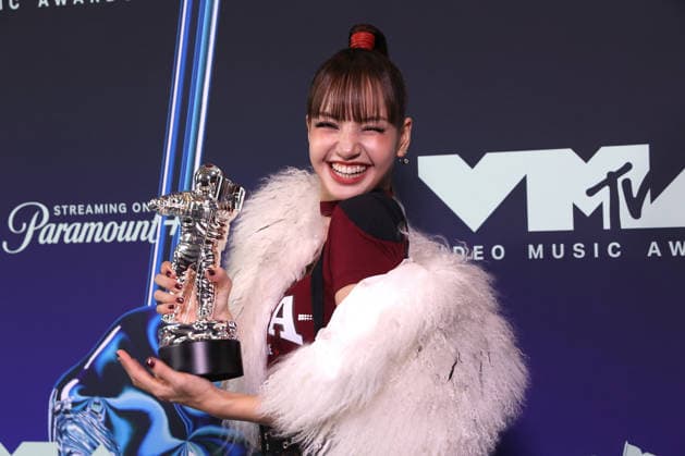 2026 MTV Video Music Awards (VMAs) - Press Room LISA, winner of the Best Pop award for Dream feat. Kentaro Sakaguchi, poses in the press room during the 2026 MTV Video Music Awards (VMAs) at Peacock Theater on September 27, 2026 in Los Angeles, California. Los Angeles Peacock Theater California United States Copyright: ximageSPACEx