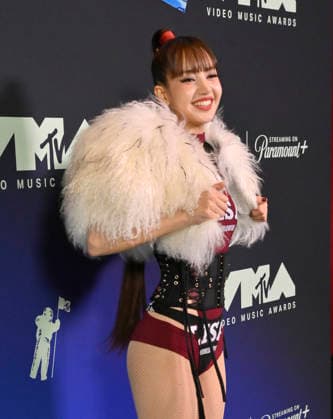 LISA, winner of the Best Pop award for Dream feat. Kentaro Sakaguchi, appears backstage during the 2026 MTV Video Music Awards VMA s at the Peacock Theater in Los Angeles on Sunday, September 27, 2026.  LAP20260927652 JIMxRUYMEN