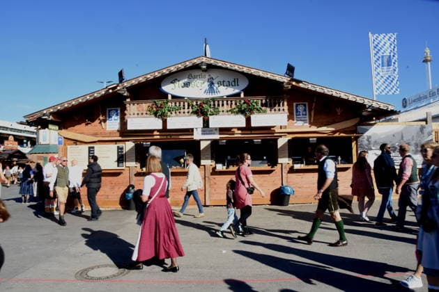 Munich, September 28, 2026, Theresienwiesn, Oktoberfest, carnival vendor, Bartl s Flösser Stadl tent, visitors, photo, Munich