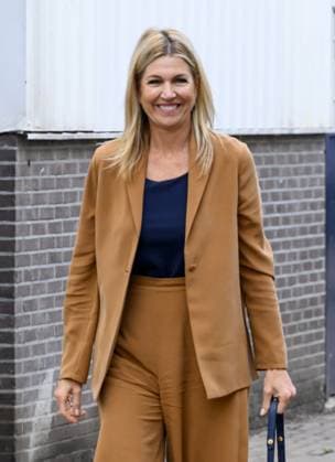 Queen Maxima at VNG Annual Congress - Netherlands Queen Máxima attends the annual congress of the Association of Netherlands Municipalities (VNG) in Lichtenvoorde, Netherlands on September 29, 2026. The theme of the congress this year is We do it together . Photo by NLBeeld Patrick van Emst ABACAPRESS.COM Lichtenvoorde Netherlands Copyright: xBrunoxPress ABACAx