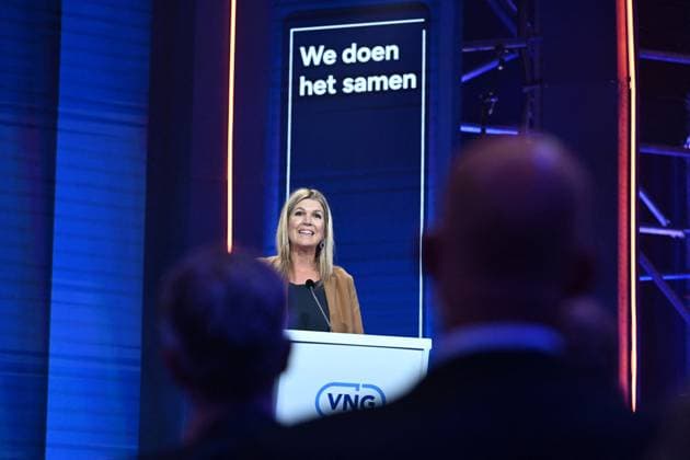 Queen Maxima at VNG Annual Congress - Netherlands Queen Máxima attends the annual congress of the Association of Netherlands Municipalities (VNG) in Lichtenvoorde, Netherlands on September 29, 2026. The theme of the congress this year is We do it together . Photo by NLBeeld Patrick van Emst ABACAPRESS.COM Lichtenvoorde Netherlands Copyright: xBrunoxPress ABACAx