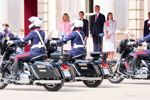 29-09-2026 Madrid Queen Letizia and King Felipe with Emmanuel Macron and Brigitte Macron during the official welcome at the royal palace in Madrid on the 1st day of the 2 day statevisit to Spain. No Spain  Copyright: xPPEx