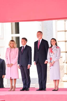 29-09-2026 Madrid Queen Letizia and King Felipe with Emmanuel Macron and Brigitte Macron during the official welcome at the royal palace in Madrid on the 1st day of the 2 day statevisit to Spain. No Spain  Copyright: xPPEx