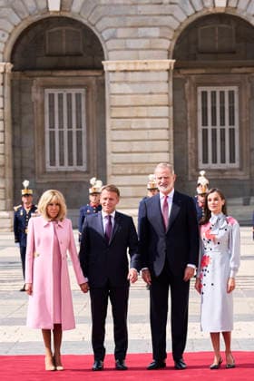29-09-2026 Madrid Queen Letizia and King Felipe with Emmanuel Macron and Brigitte Macron during the official welcome at the royal palace in Madrid on the 1st day of the 2 day statevisit to Spain. No Spain  Copyright: xPPEx