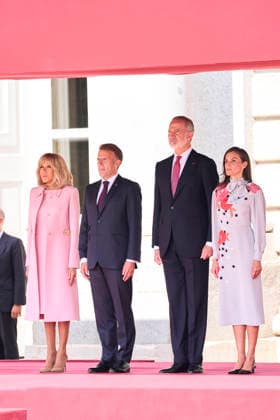 29-09-2026 Madrid Queen Letizia and King Felipe with Emmanuel Macron and Brigitte Macron during the official welcome at the royal palace in Madrid on the 1st day of the 2 day statevisit to Spain. No Spain  Copyright: xPPEx