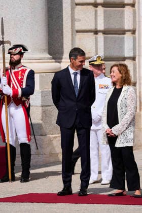 Spanish Royals attends Official reception to Emmanuel Macron and wife Pedro Sanchez, Prime Minister attends Official reception to Emmanuel Macron, President of the French Republic and Co-Prince of Andorra, Brigitte Macron at Royal Palace on September 29, 2026 in Madrid, Spain Photo by IMAGO MPG Madrid Royal Palace Madrid Spain  Copyright: xMPGx