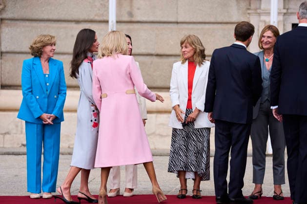 Spanish Royals attends Official reception to Emmanuel Macron and wife King Felipe VI of Spain, Queen Letizia of Spain, Emmanuel Macron, President of the French Republic and Co-Prince of Andorra, Brigitte Macron, Marta Carazo, Chief of Queen Letizia™ Secretary, Rosa Lerchundi, DIRCOM of Spanish Royal House attends Official reception at Royal Palace on September 29, 2026 in Madrid, Spain Photo by IMAGO MPG Madrid Royal Palace Madrid Spain  Copyright: xMPGx