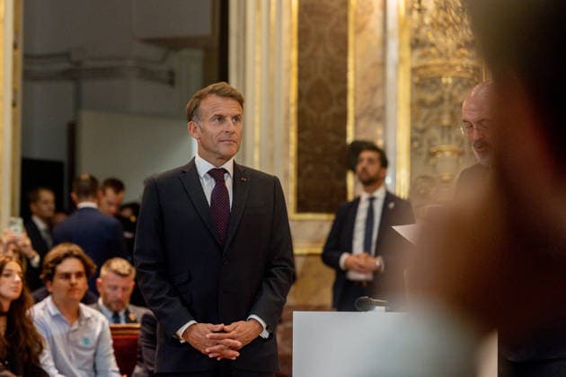 Macron Participates in a Dialogue on Democracy in Europe at the Complutense University of Madrid The President of the French Republic, Emmanuel Macron, during the event Democracy in Europe in the Digital Age, on September 29, 2026, in Madrid, Spain. Macron arrives in Madrid to begin a two-day state visit. This is a trip of great institutional significance, as it is the French president’s first state visit to Spain since taking office, coinciding with the final stretch of his term, which ends in 2027. SEPTEMBER 29, 2026 Madrid, Spain Copyright: xRicardoxRubiox 7808784