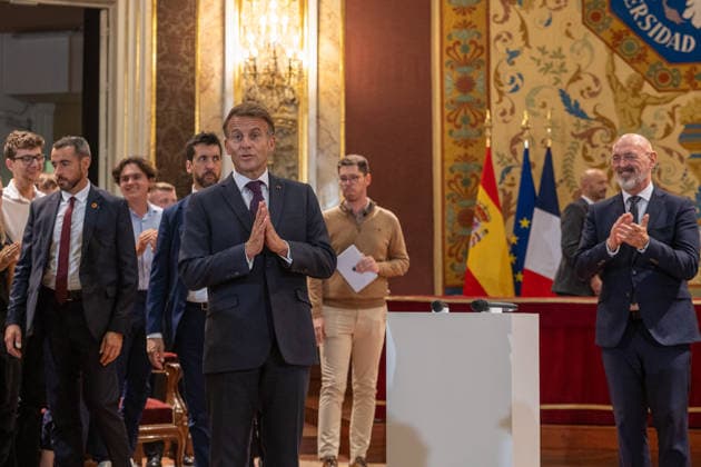 Macron Participates in a Dialogue on Democracy in Europe at the Complutense University of Madrid The President of the French Republic, Emmanuel Macron, during the event Democracy in Europe in the Digital Age, on September 29, 2026, in Madrid, Spain Macron arrives in Madrid to begin a two-day state visit This is a trip of great institutional significance, as it is the French president’s first state visit to Spain since taking office, coinciding with the final stretch of his term, which ends in 2027. SEPTEMBER 29, 2026 Madrid, Spain Copyright: xRicardoxRubiox 7808805
